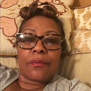 Meet your Posher, Hermena